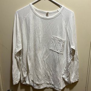Women’s Long Sleeve White Tee Size M